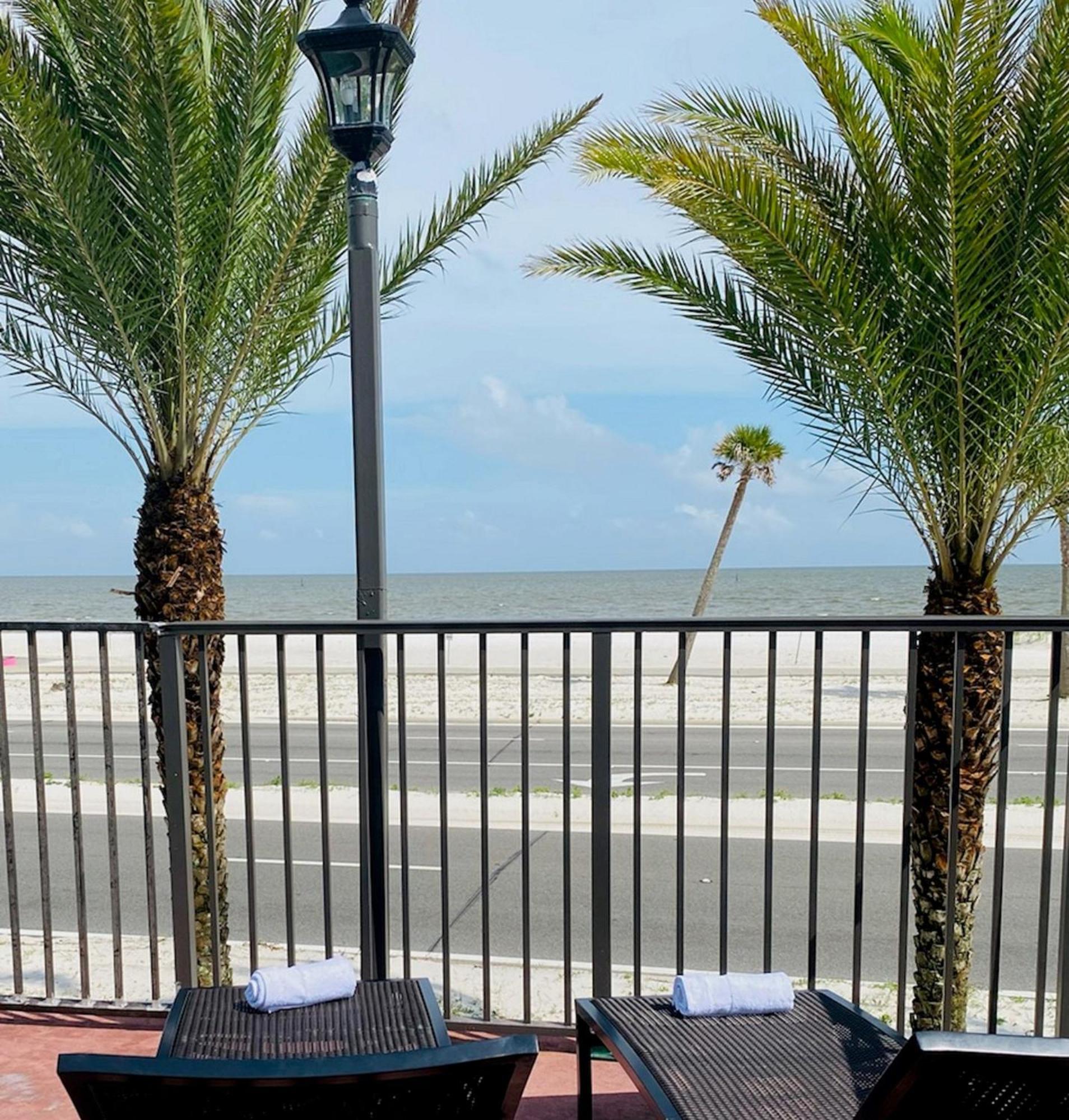 Holiday Inn Express - Gulfport Beach By Ihg Экстерьер фото